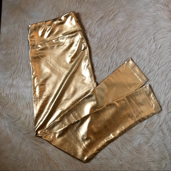Metallic Gold Leggings - Picture 3 of 9